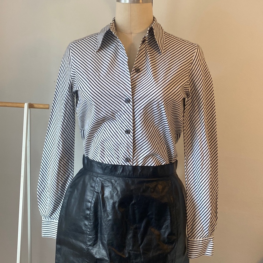 Escada long sleeve button up blouse